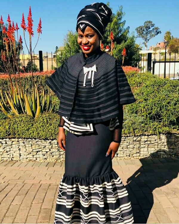 Stylish Umbhaco Traditional Peplum Dress - African 4