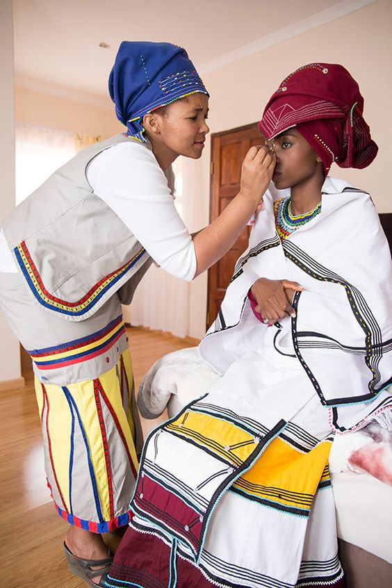 South African Xhosa Shweshwe Dresses 2020 Styles 2d