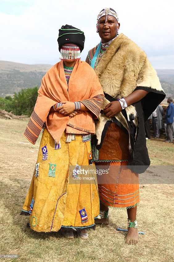 Beautiful modern Xhosa traditional outfit 2020 – styles 2d