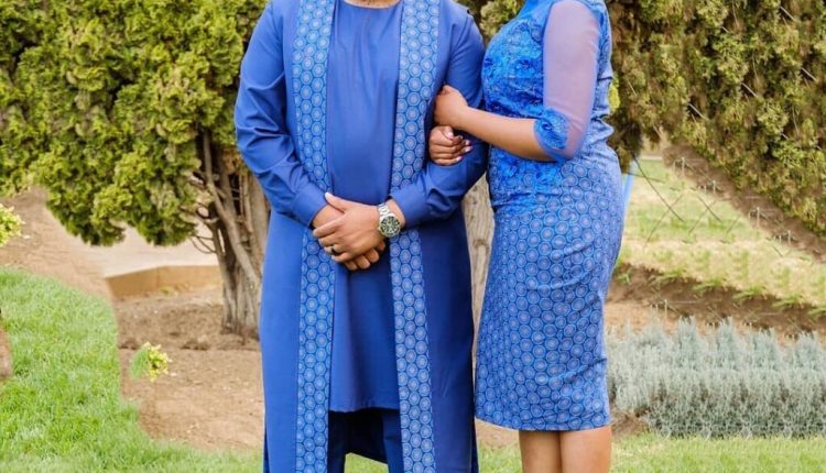 Stunning-African-Shweshwe-dresses-2021-for-ladies-6